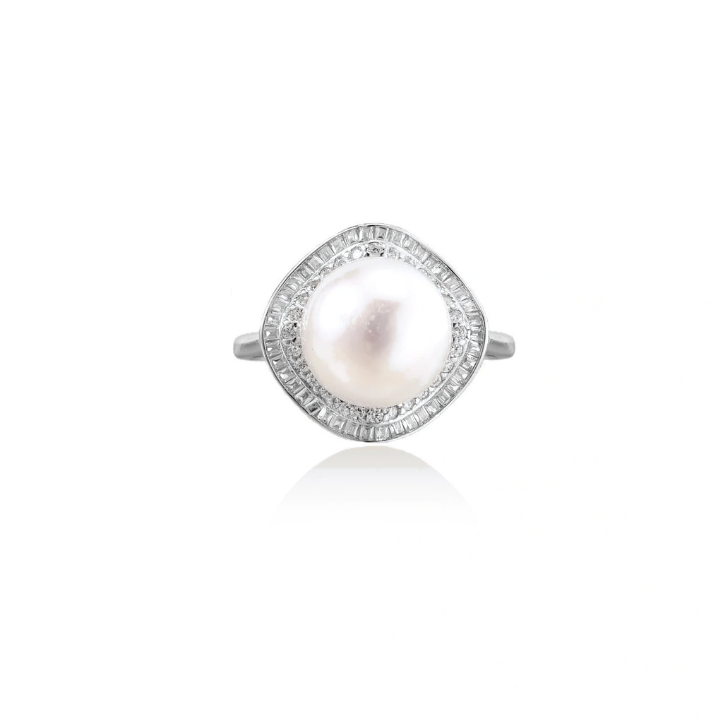 Rhodium-plated silver ring with round pearl center, double halo of baguette and round crystals forming cushion shape